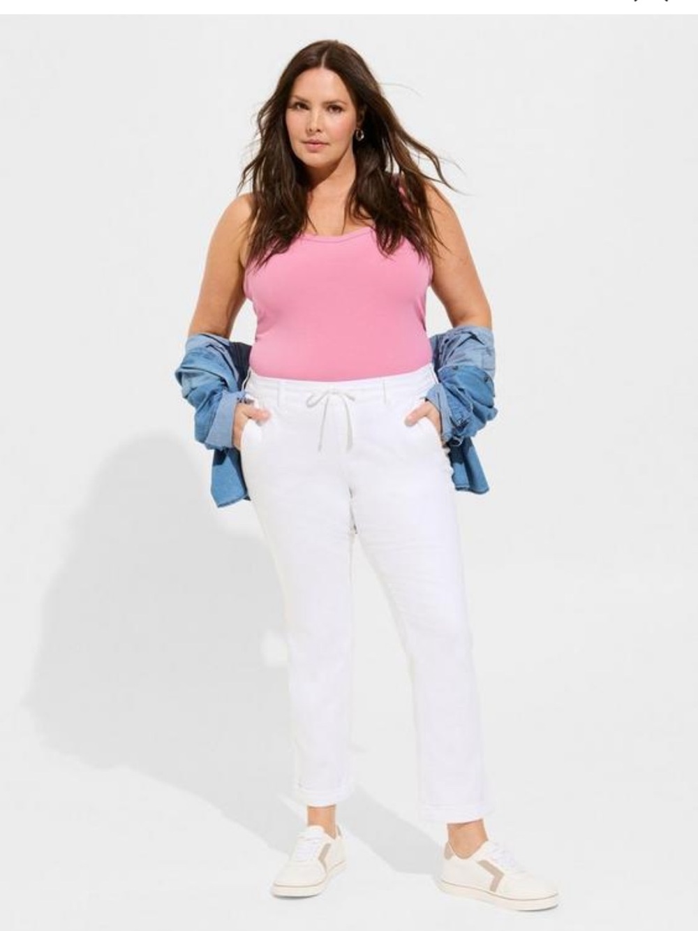 torrid White Weekend  boyfriend mid-rise Jeans - stretch - size 2